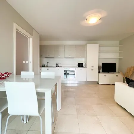 Apartamento Deux Pieces, Parking Et Piscine Beausoleil Exterior foto