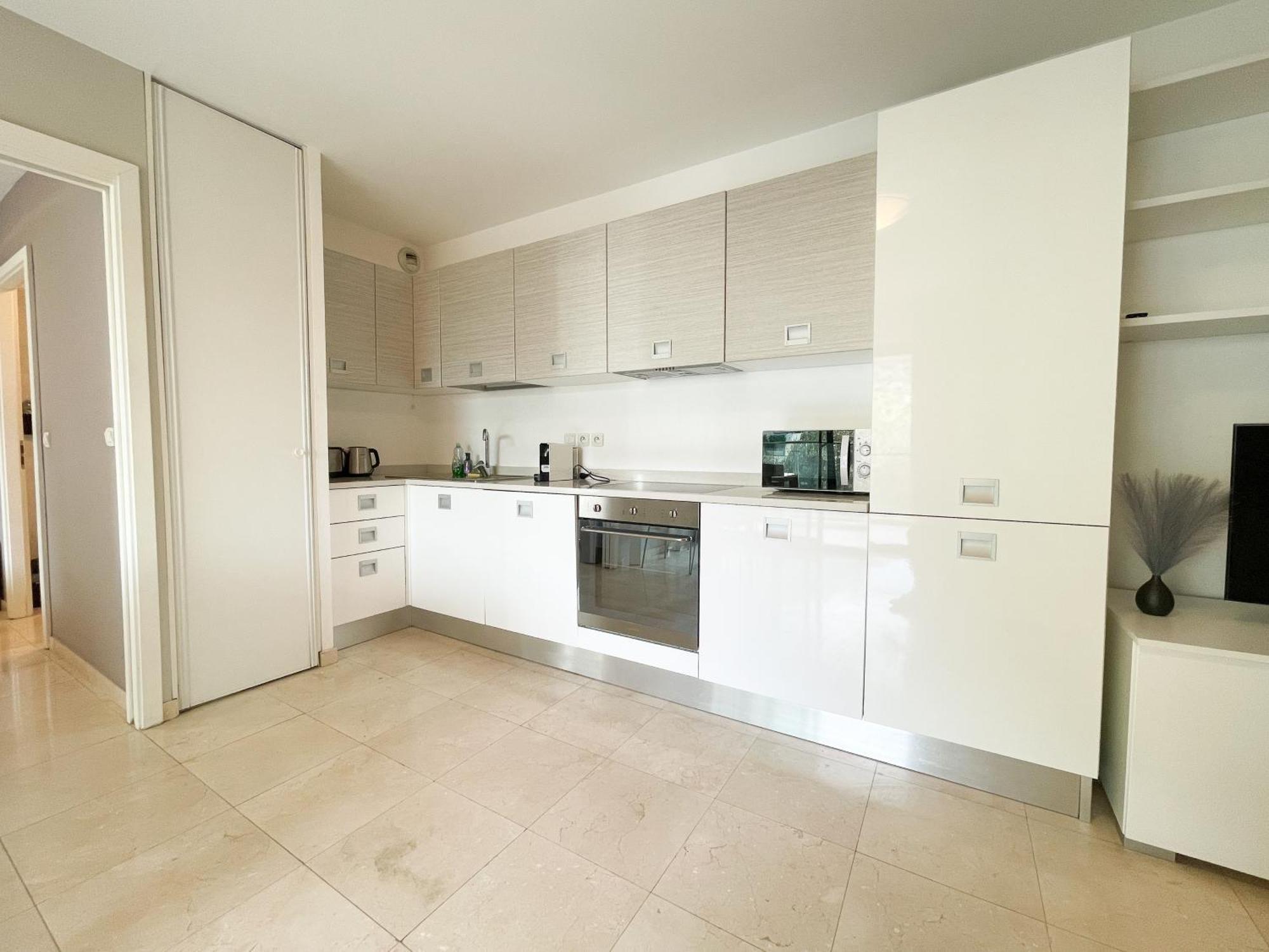 Deux Pieces, Parking Et Piscine Apartamento Beausoleil